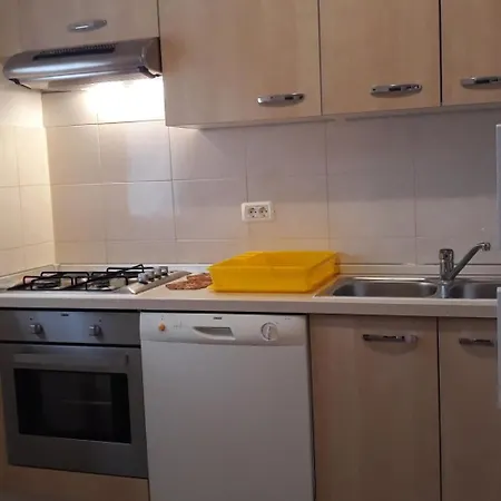 Apartament In Pula- Kroatien Mit Hohen Gaestebewertungen By Interhome *