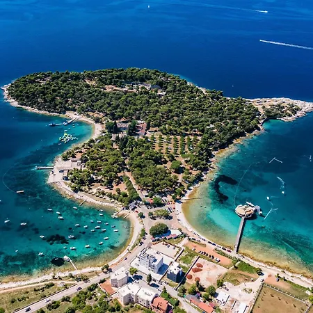 In Pula- Kroatien Mit Hohen Gaestebewertungen By Interhome Apartament Pula